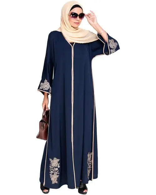 Women's Abayas in Dubai