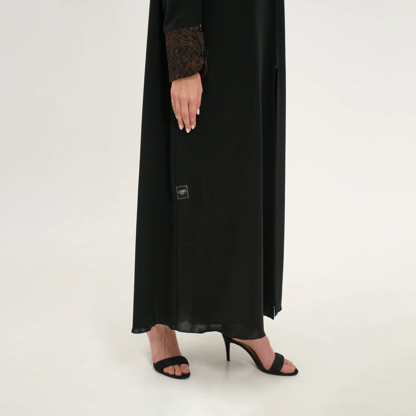 Noura Abaya