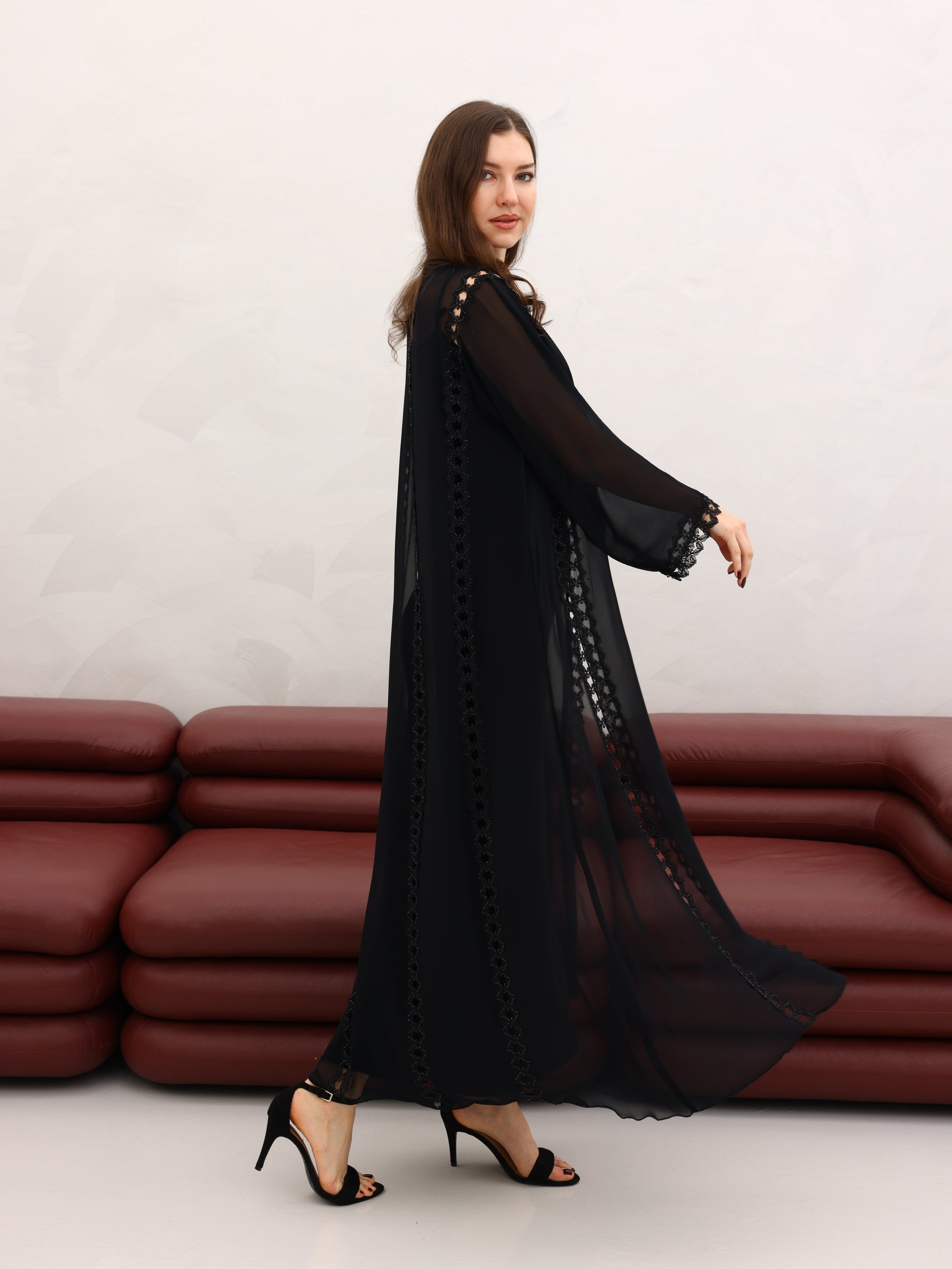 Nesa Abaya Lamis